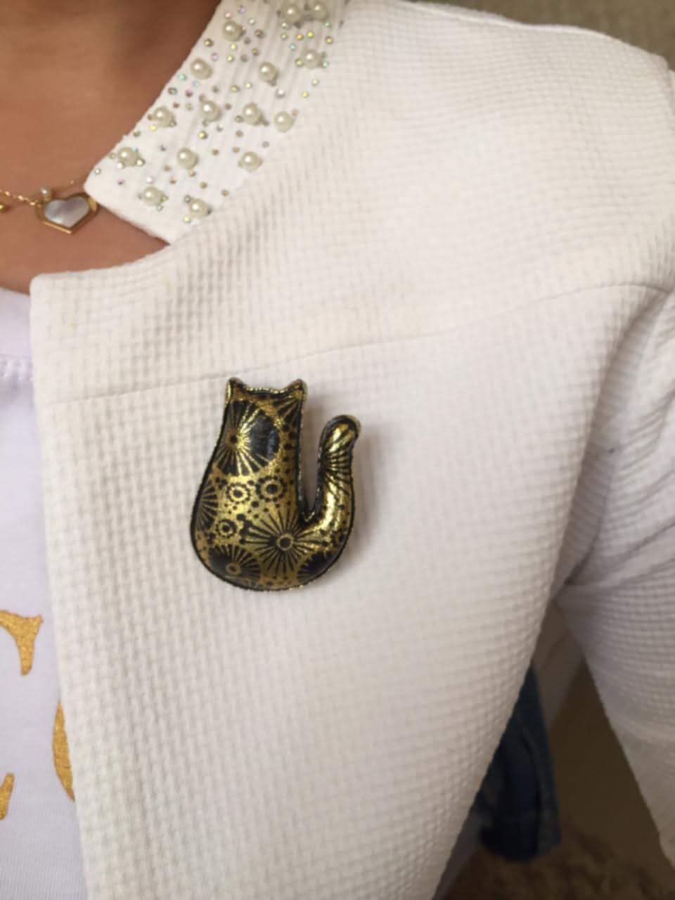 Cat brooch 1 Cat brooch