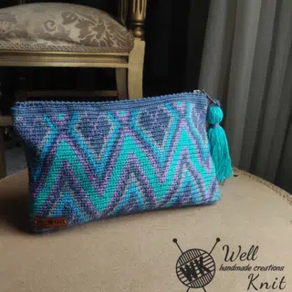 Rectangular tapestry clutch ♥️