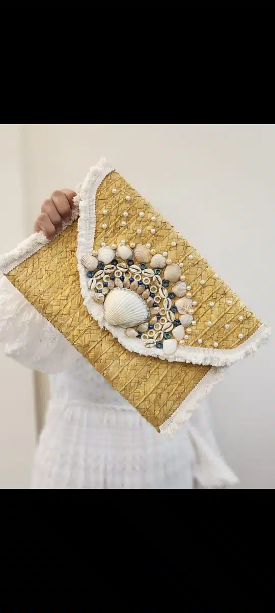 Hawaa clutch 1 Hawaa clutch