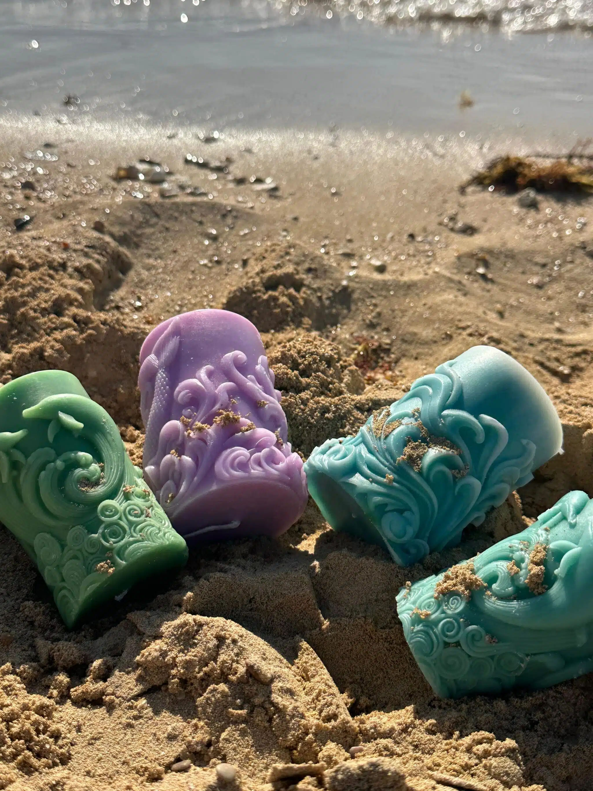 Set of Dolphin & Waves Candles 1 Set of Dolphin & Waves Candles