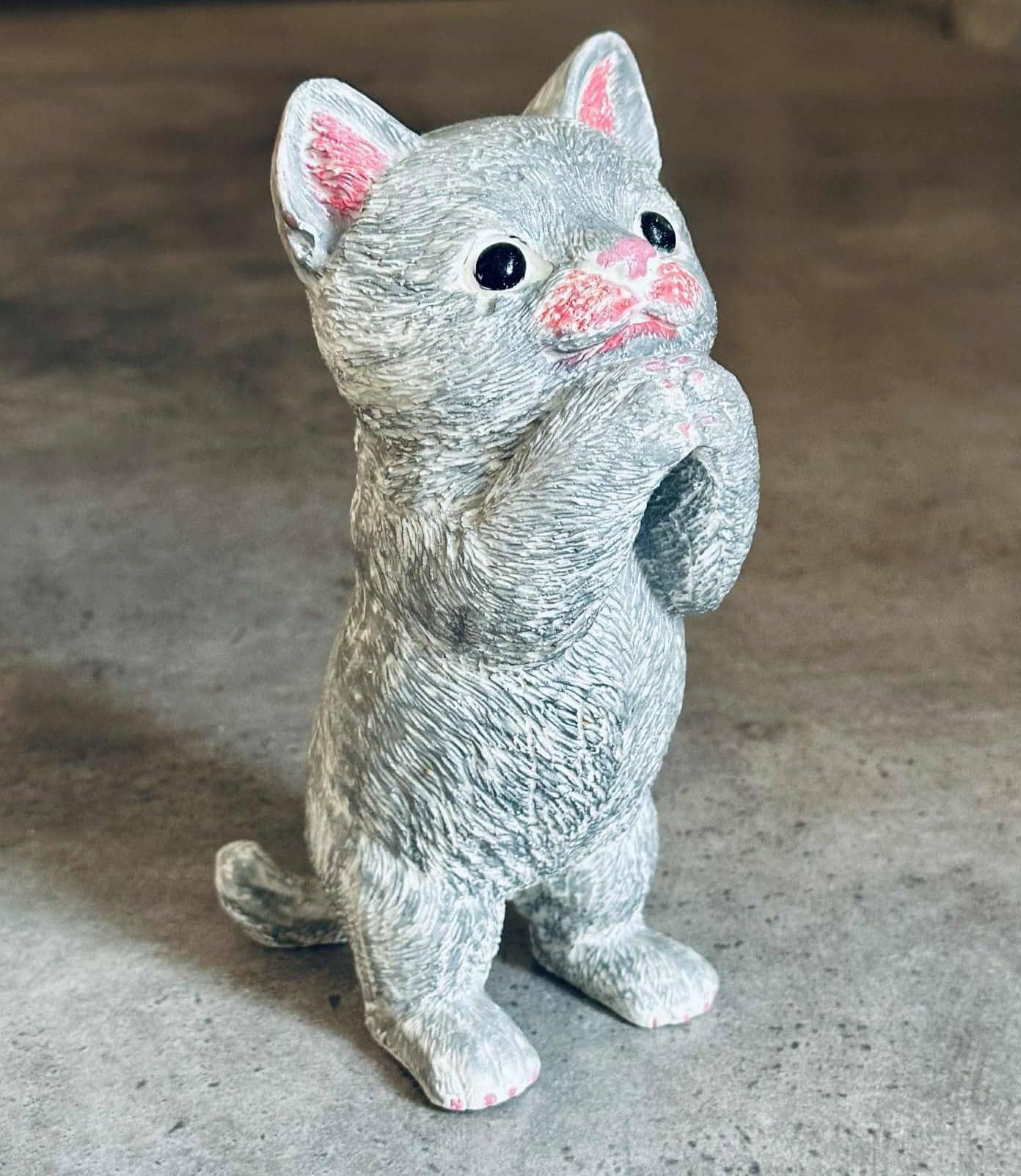 Decorative cat Figurines 7 c4ac1a1a f615 4587 bcdd 76f6791d38d5 1