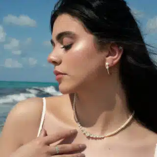 Corsage Pearl Necklace