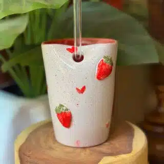 strawberry straw cup
